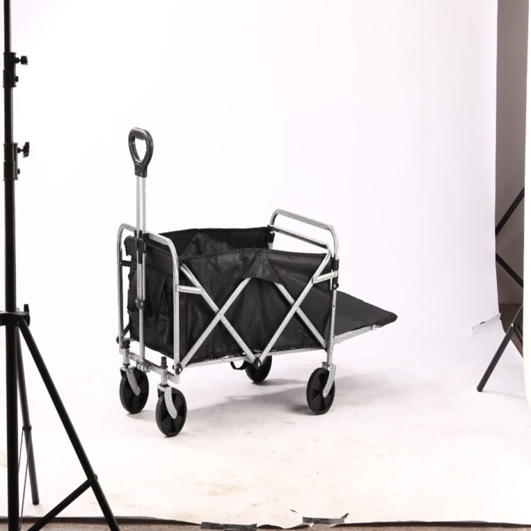 Outdoor utility wagon 5A Silver-Gray-Black Patterned Rear Rack